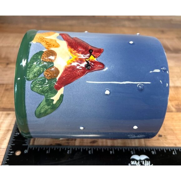 Artisan Cardinal Ceramic Vase With Nature-Inspired Design - Picture 5 of 6